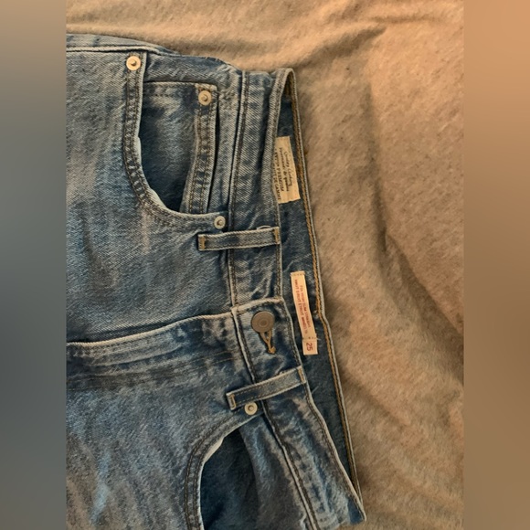 Levi’s women’s jeans - Picture 3 of 3